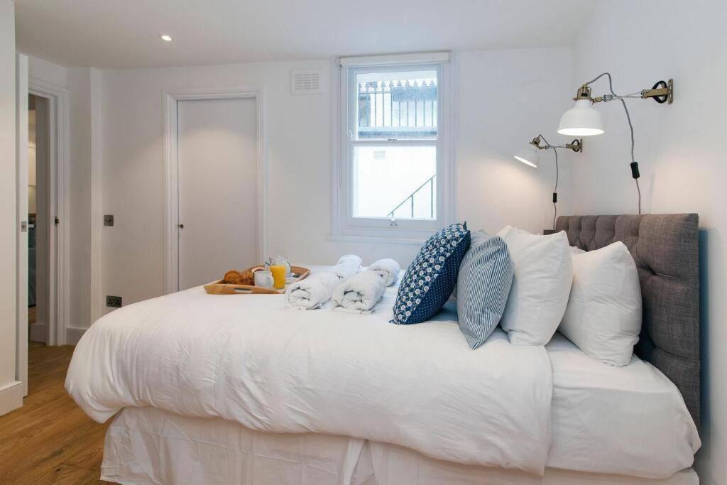 Charming Stylish One-Bedroom Apartment Londen Buitenkant foto